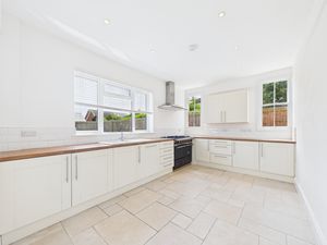 Kitchen- click for photo gallery